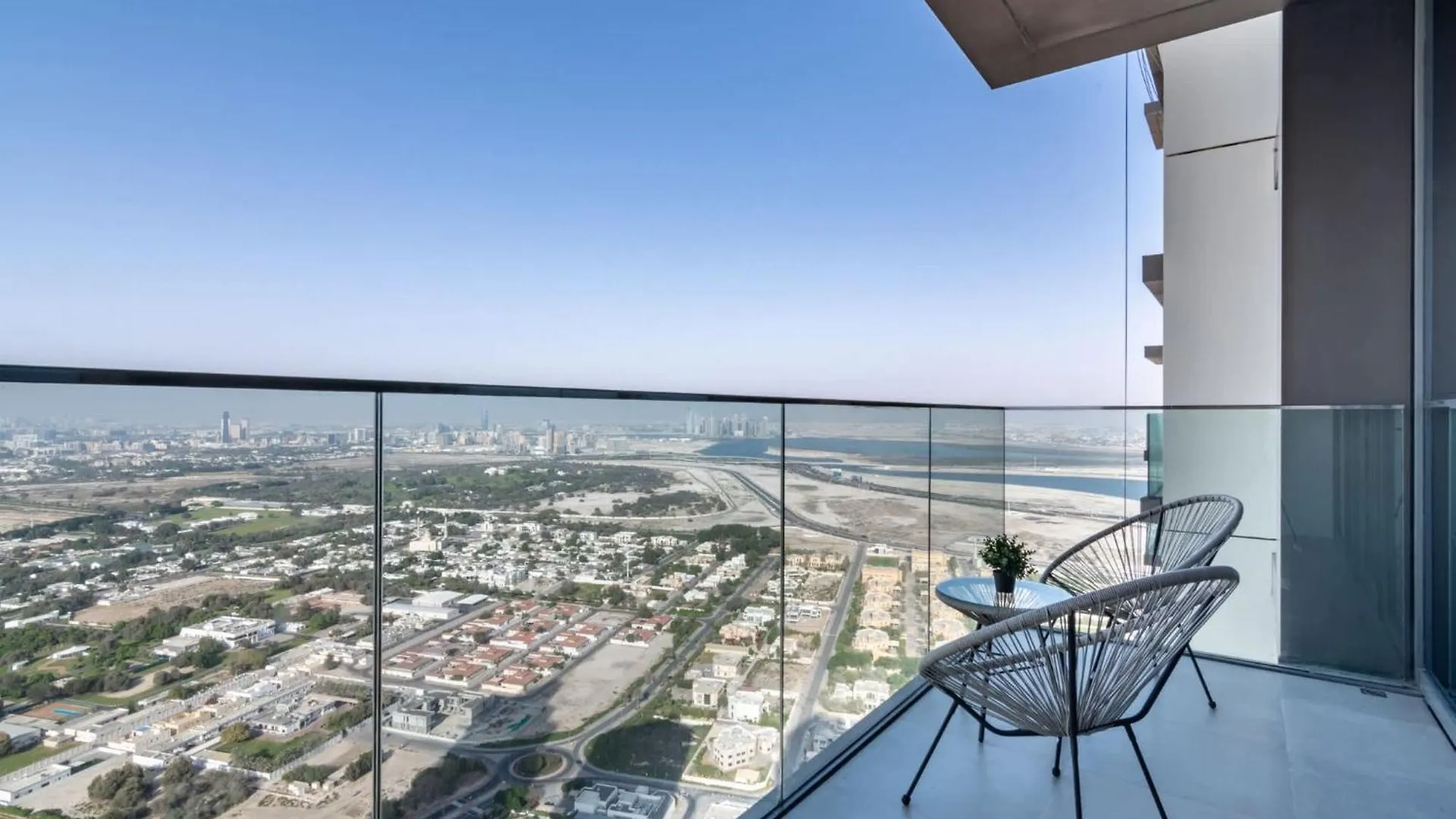 Silkhaus High Floor 2 Bdr In A New Tower Appartement Dubai