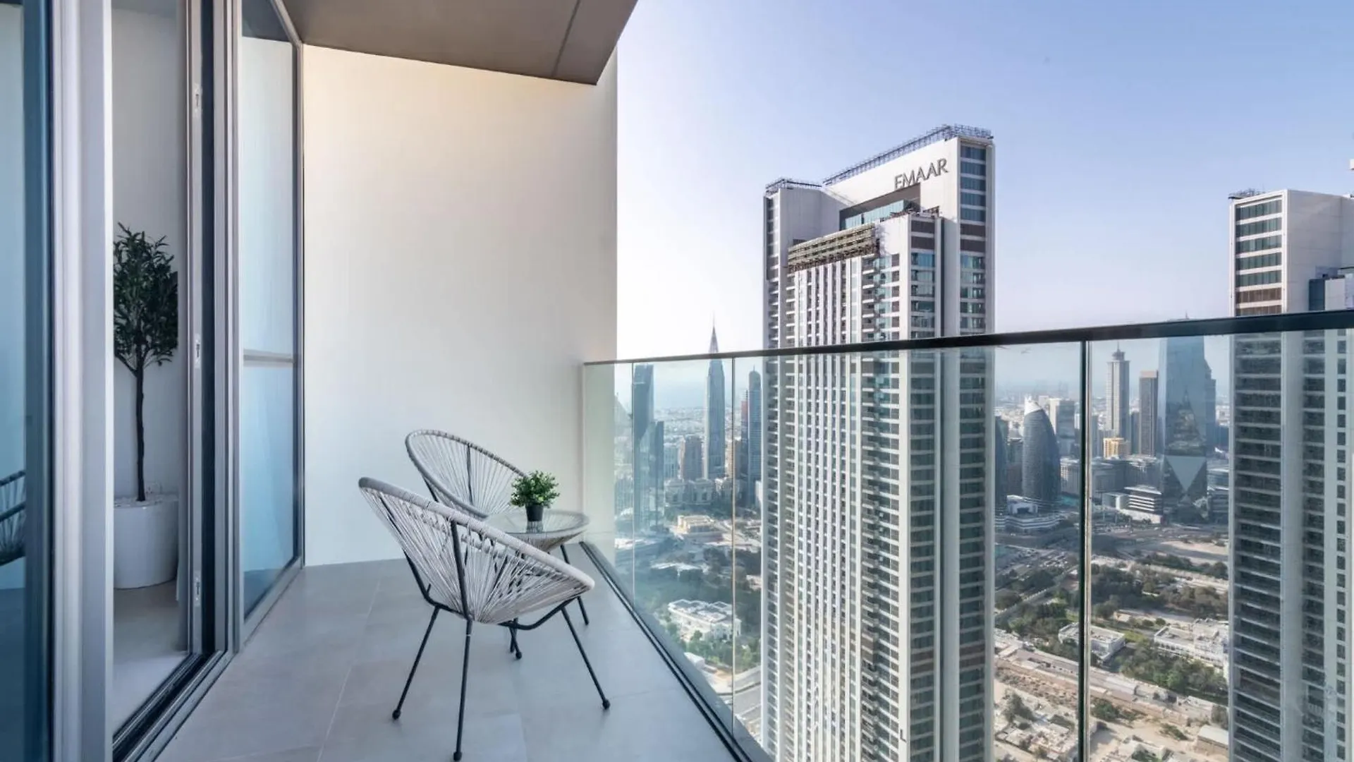 Silkhaus High Floor 2 Bdr In A New Tower Appartement Dubai